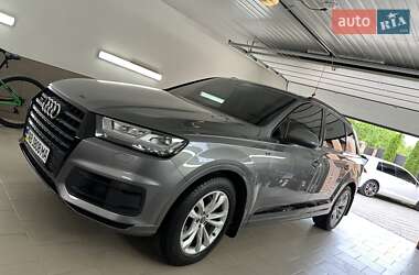 Позашляховик / Кросовер Audi Q7 2017 в Вінниці