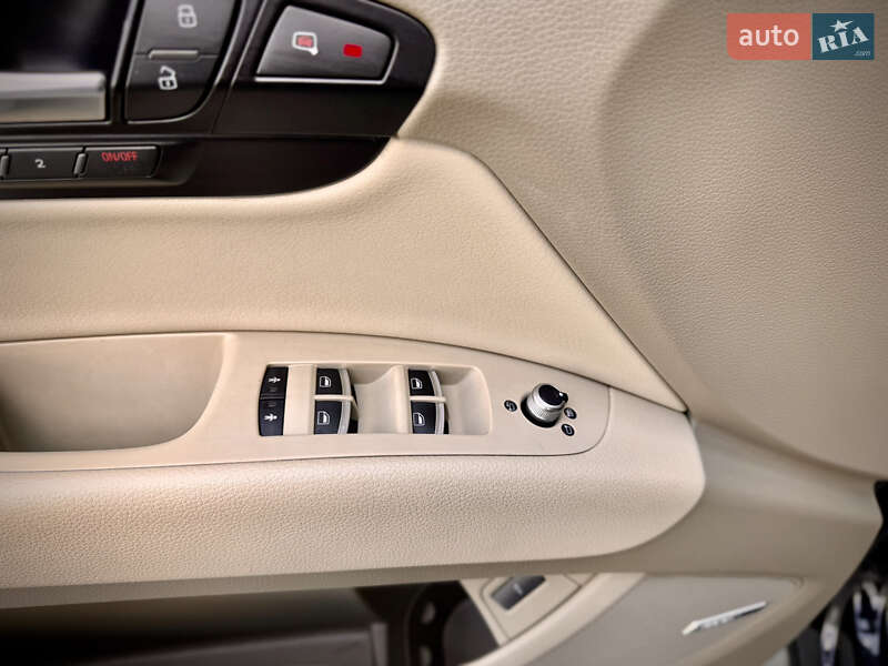 Внедорожник / Кроссовер Audi Q7 2012 в Львове