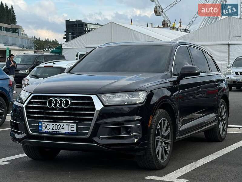 Внедорожник / Кроссовер Audi Q7 2015 в Киеве