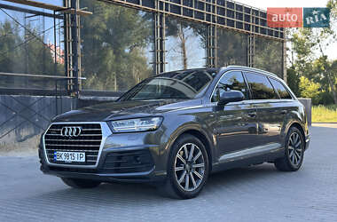 Позашляховик / Кросовер Audi Q7 2016 в 