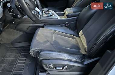 Позашляховик / Кросовер Audi Q7 2017 в 