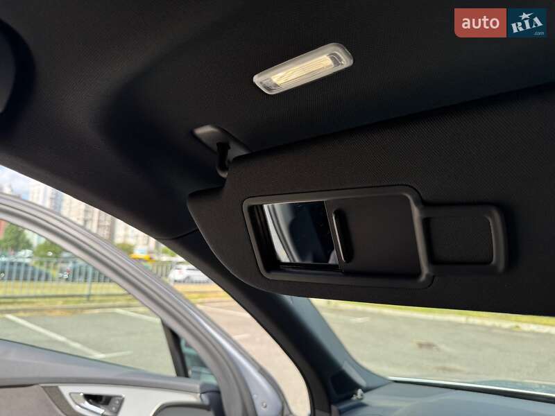 Позашляховик / Кросовер Audi Q7 2015 в Києві