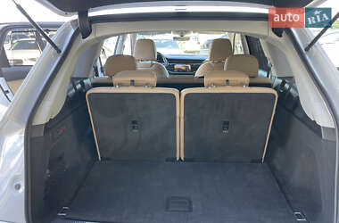 Внедорожник / Кроссовер Audi Q7 2020 в 