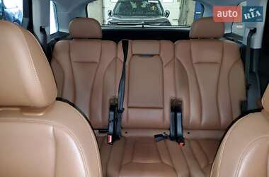 Позашляховик / Кросовер Audi Q7 2022 в 