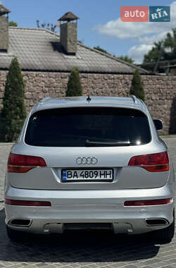 Внедорожник / Кроссовер Audi Q7 2006 в 