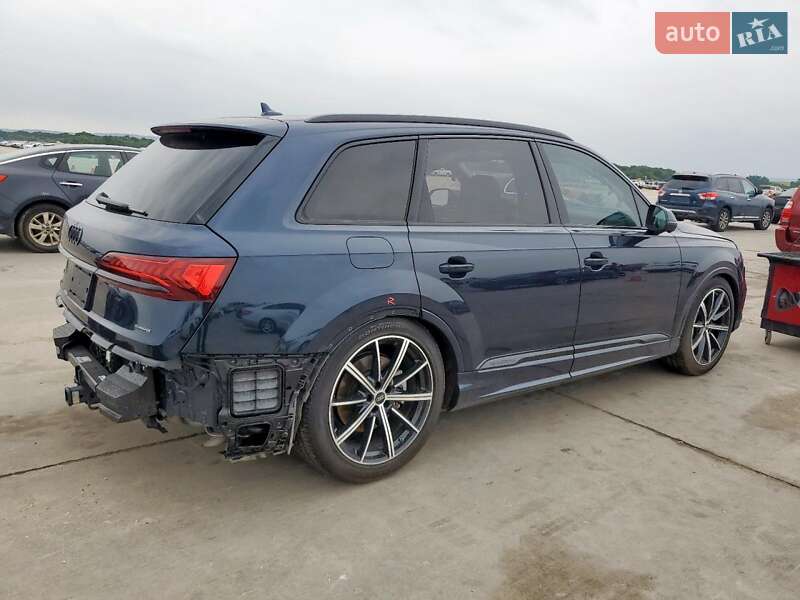 Внедорожник / Кроссовер Audi Q7 2024 в Киеве