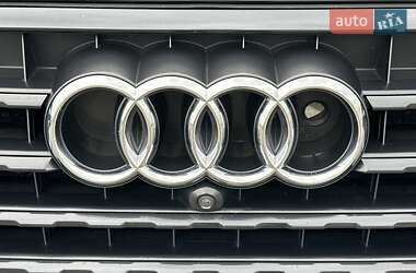 Внедорожник / Кроссовер Audi Q7 2017 в 