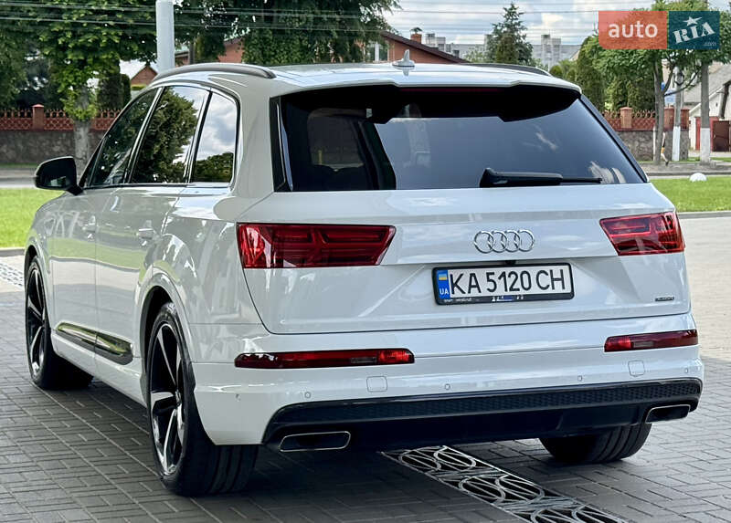 Внедорожник / Кроссовер Audi Q7 2016 в Житомире