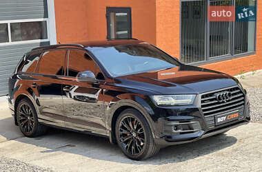 Позашляховик / Кросовер Audi Q7 2018 в Івано-Франківську