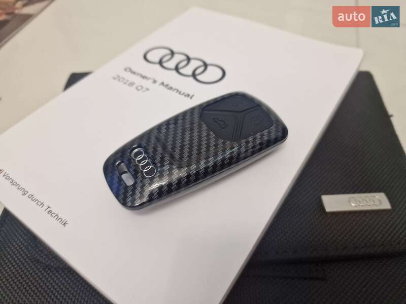Внедорожник / Кроссовер Audi Q7 2017 в Кропивницком