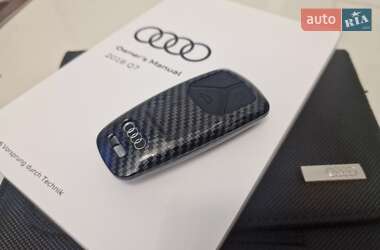 Внедорожник / Кроссовер Audi Q7 2017 в 