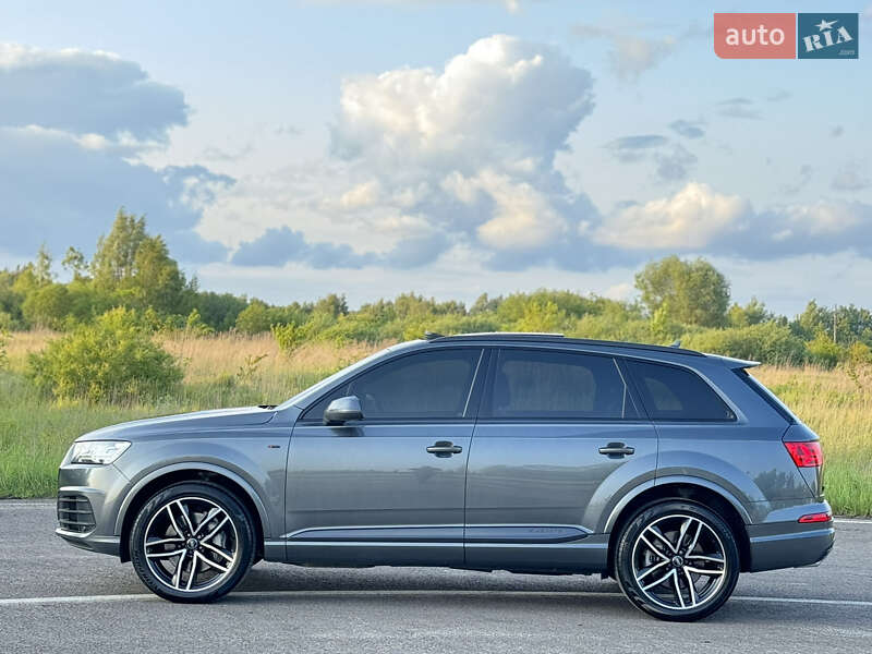 Внедорожник / Кроссовер Audi Q7 2017 в Ковеле