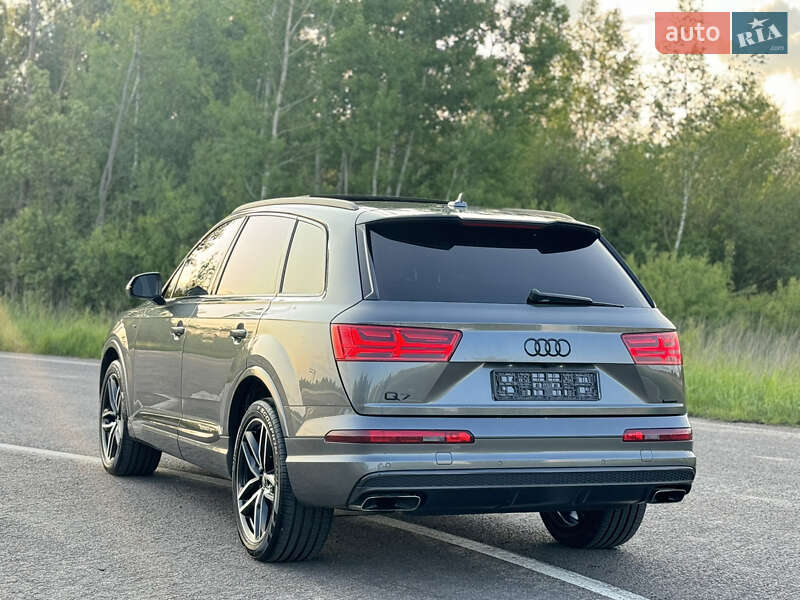 Внедорожник / Кроссовер Audi Q7 2017 в Ковеле