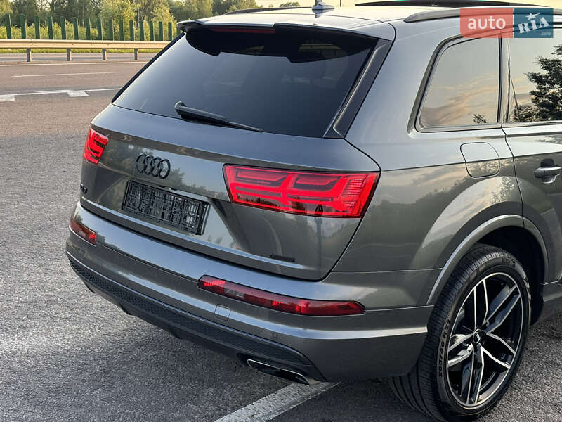 Внедорожник / Кроссовер Audi Q7 2017 в Ковеле