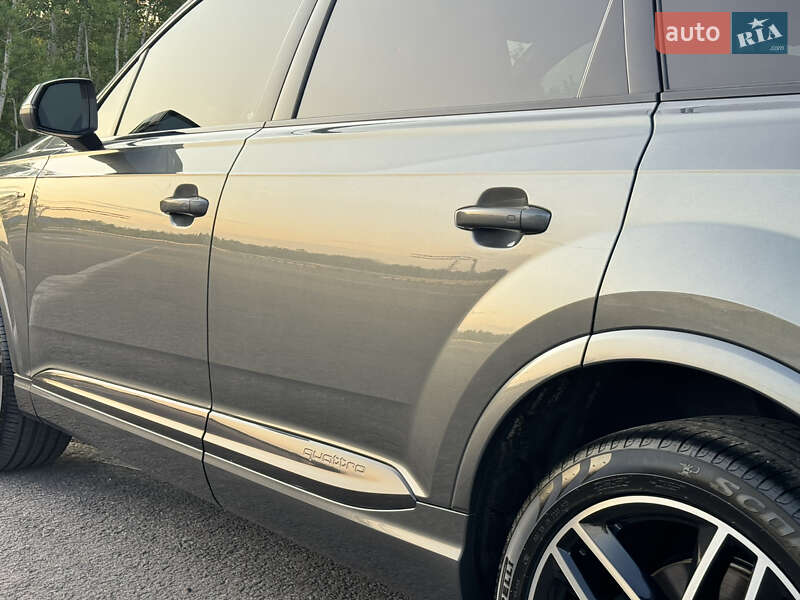 Внедорожник / Кроссовер Audi Q7 2017 в Ковеле
