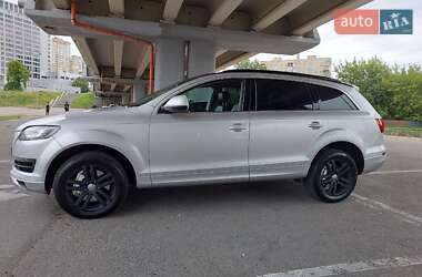 Внедорожник / Кроссовер Audi Q7 2010 в 
