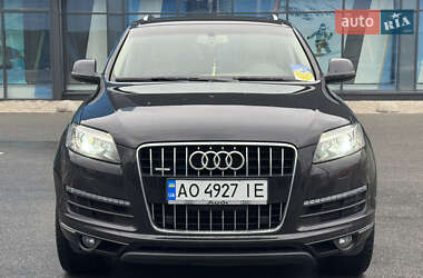 Внедорожник / Кроссовер Audi Q7 2013 в 