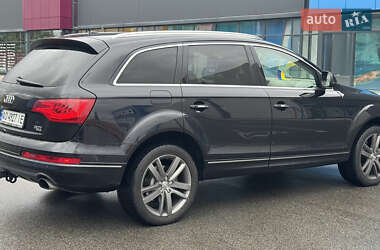 Внедорожник / Кроссовер Audi Q7 2013 в 