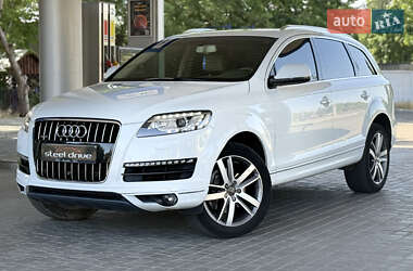 Внедорожник / Кроссовер Audi Q7 2013 в Николаеве