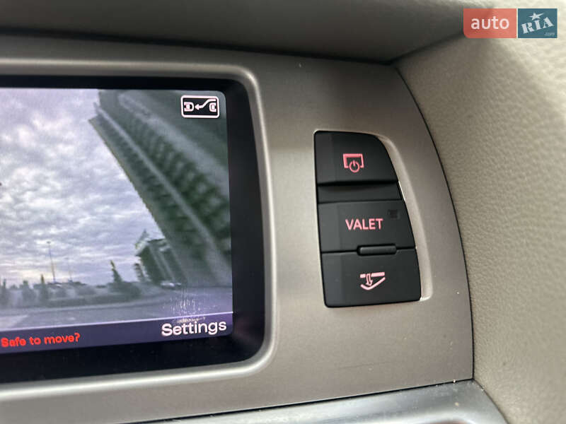 Внедорожник / Кроссовер Audi Q7 2014 в Киеве