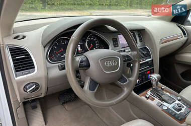 Внедорожник / Кроссовер Audi Q7 2014 в 
