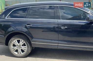 Внедорожник / Кроссовер Audi Q7 2011 в 