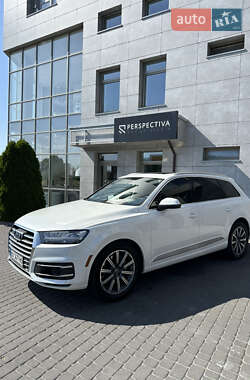 Позашляховик / Кросовер Audi Q7 2016 в Хмельницькому