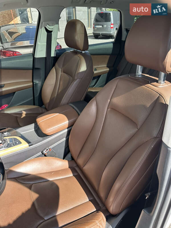 Внедорожник / Кроссовер Audi Q7 2016 в Хмельницком