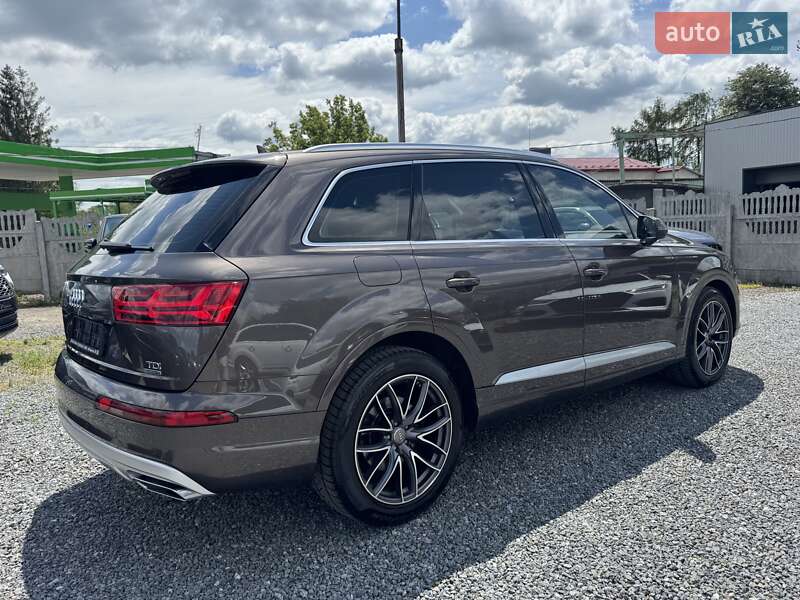 Внедорожник / Кроссовер Audi Q7 2015 в Тернополе