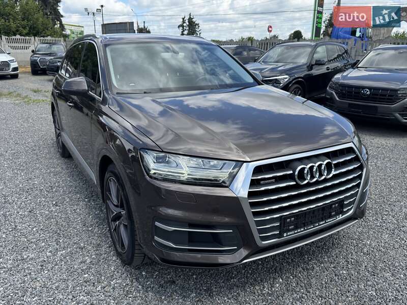 Внедорожник / Кроссовер Audi Q7 2015 в Тернополе