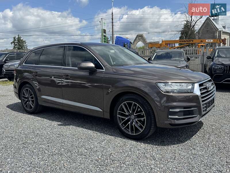 Внедорожник / Кроссовер Audi Q7 2015 в Тернополе
