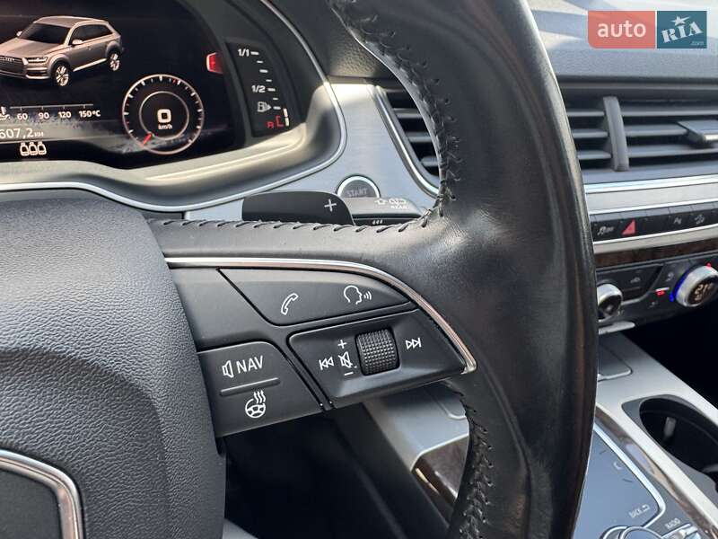 Внедорожник / Кроссовер Audi Q7 2015 в Тернополе