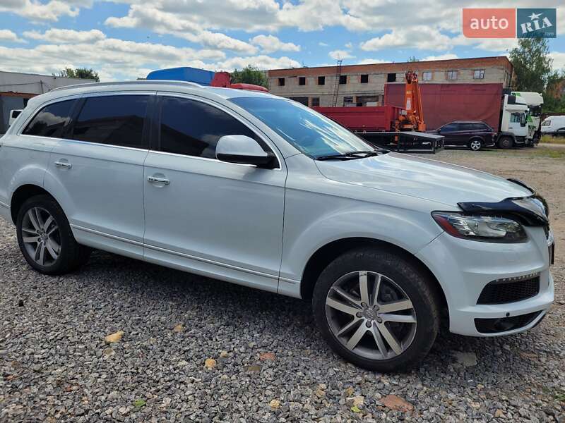 Audi Q7 2012