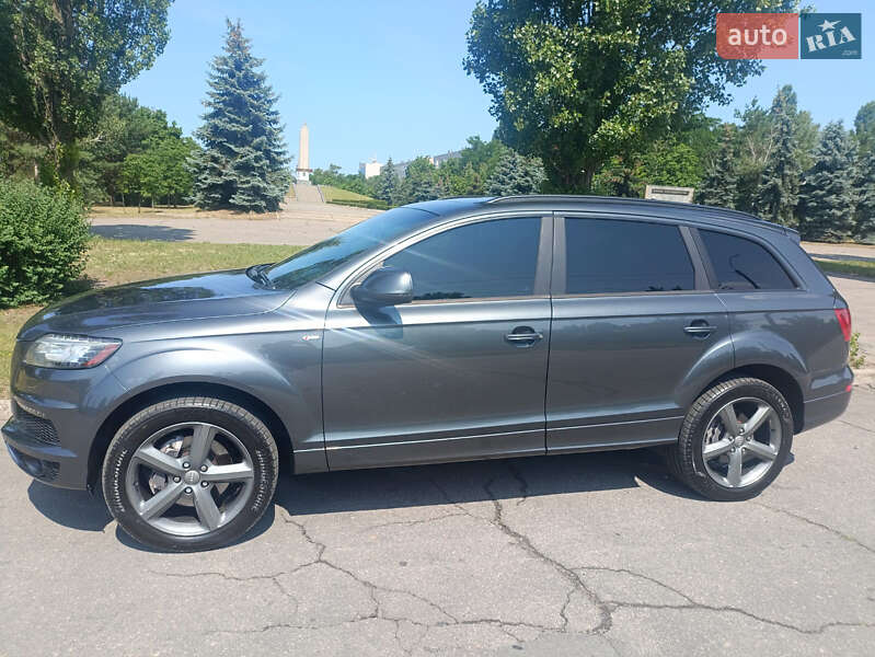 Audi Q7 2015