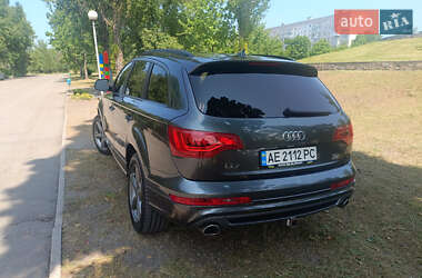 Внедорожник / Кроссовер Audi Q7 2015 в 