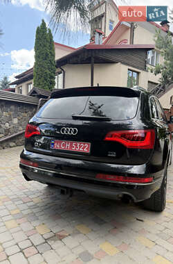 Внедорожник / Кроссовер Audi Q7 2010 в 