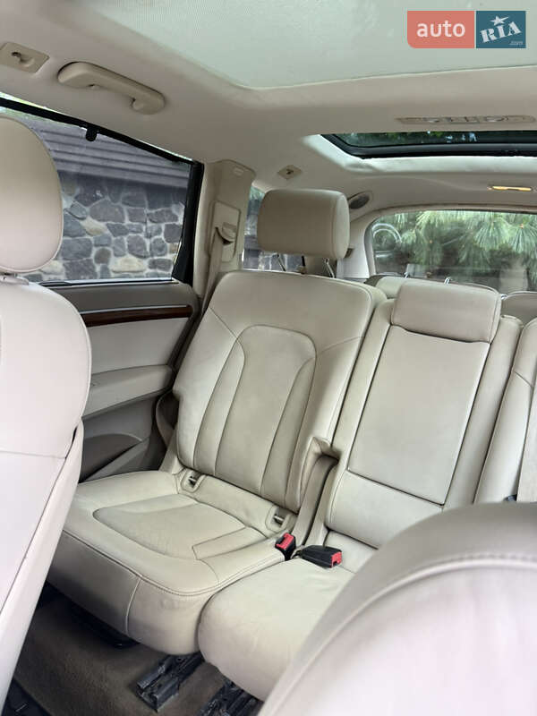 Внедорожник / Кроссовер Audi Q7 2010 в Хмельницком
