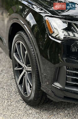 Внедорожник / Кроссовер Audi Q7 2023 в 