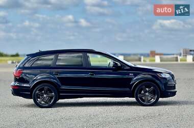 Внедорожник / Кроссовер Audi Q7 2012 в 