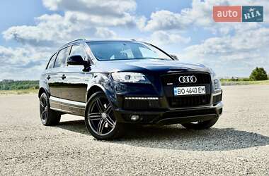 Внедорожник / Кроссовер Audi Q7 2012 в 