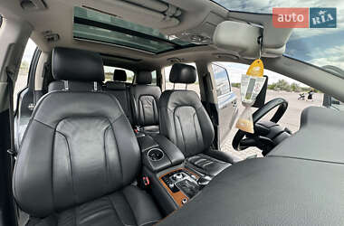 Внедорожник / Кроссовер Audi Q7 2015 в 