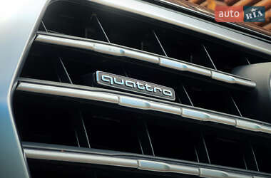 Внедорожник / Кроссовер Audi Q7 2016 в 