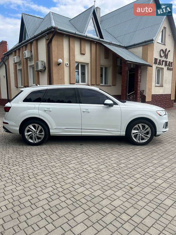 Внедорожник / Кроссовер Audi Q7 2020 в Львове