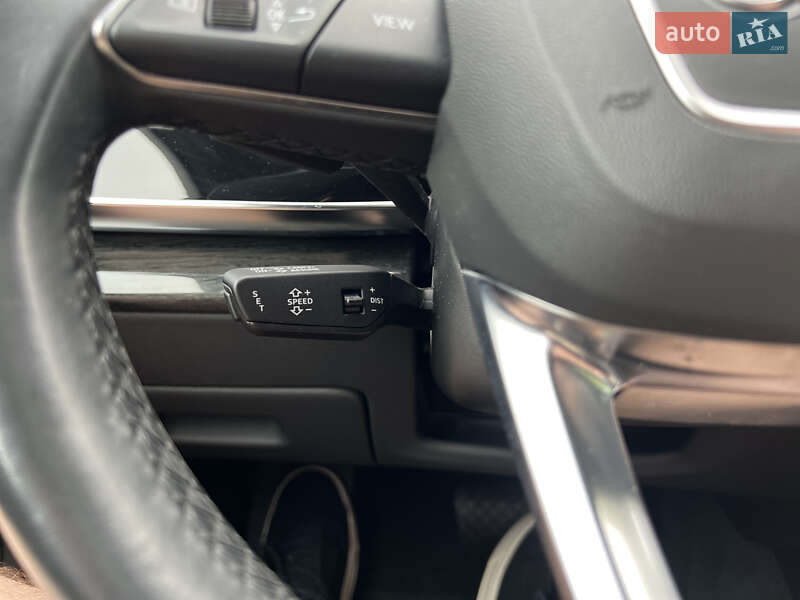 Позашляховик / Кросовер Audi Q7 2021 в Києві