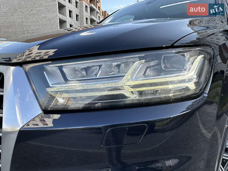 Внедорожник / Кроссовер Audi Q7 2016 в Виннице