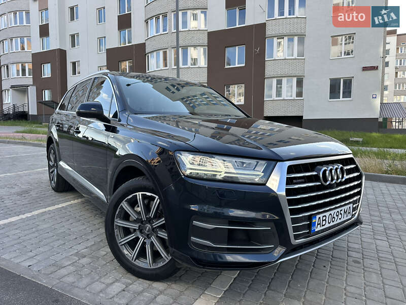 Внедорожник / Кроссовер Audi Q7 2016 в Виннице