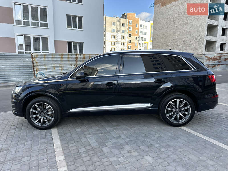 Внедорожник / Кроссовер Audi Q7 2016 в Виннице
