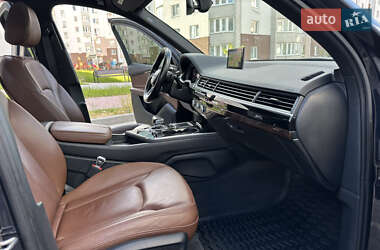 Позашляховик / Кросовер Audi Q7 2016 в 
