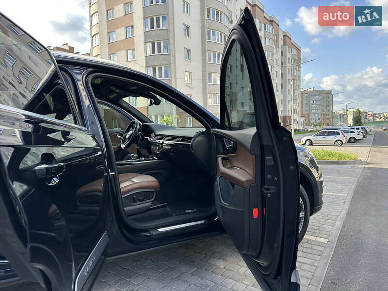 Внедорожник / Кроссовер Audi Q7 2016 в Виннице