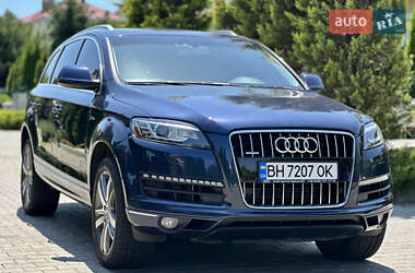 Внедорожник / Кроссовер Audi Q7 2014 в 